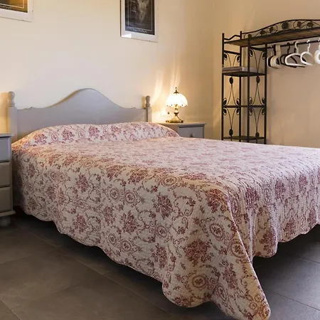 Casa Con Piscina, Cerca Playas D'empuries, 300m, 6 Personas - Es-325-39